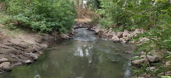 Cedarwood Mobile Home Park Picture 1