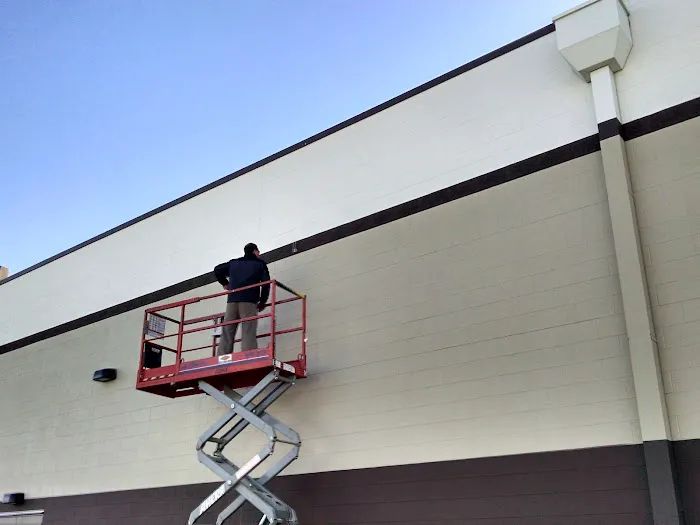 Cedarwood Mobile Home Park Picture 2