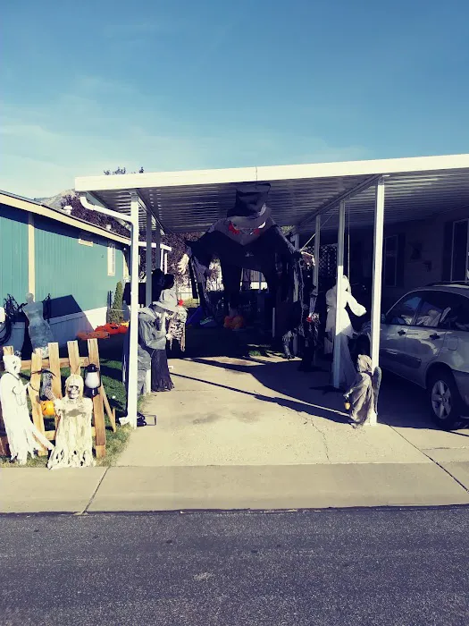 Riverside Village Picture 10