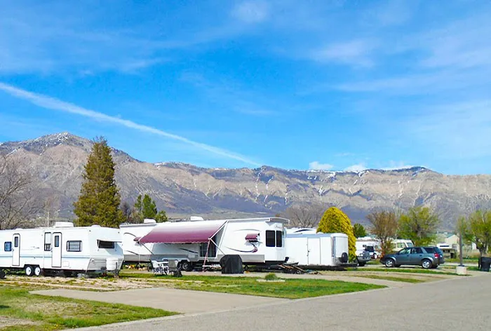 Midland Community Picture 3