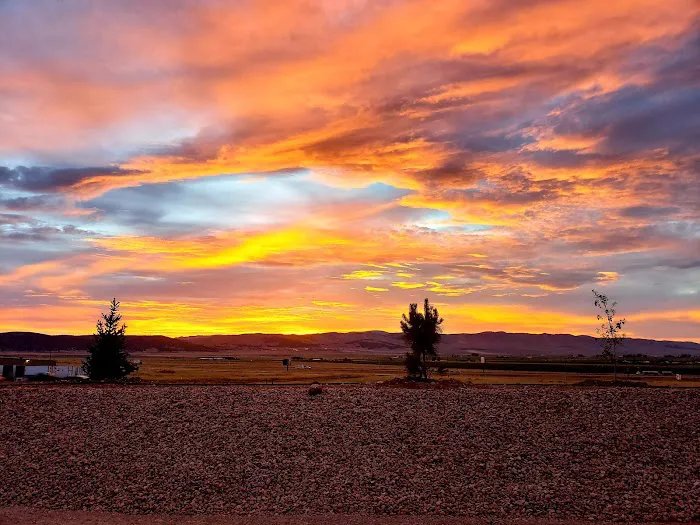 Rollin' Home RV Park Picture 6