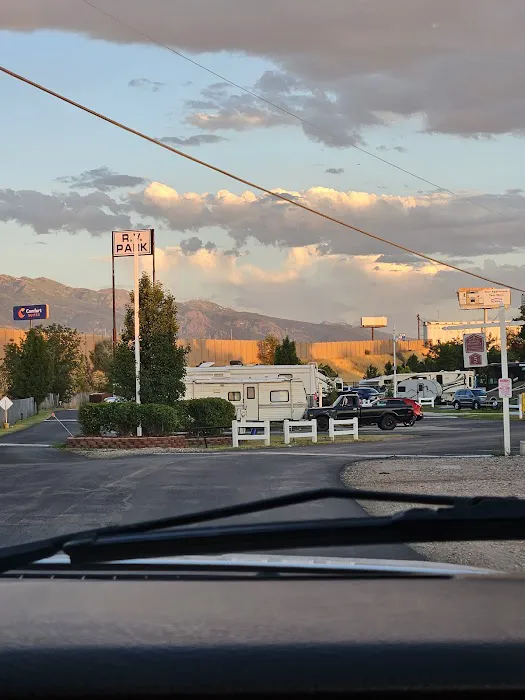 Century Mobile Home & RV Park Picture 2