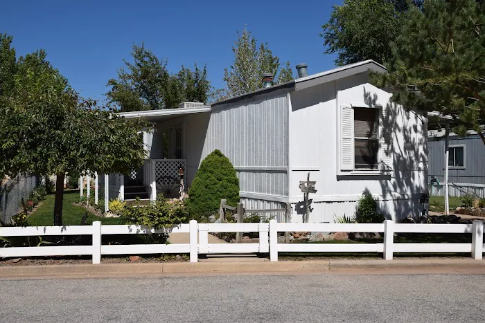 Willow Creek Estates Manufactured Home Community Picture 5