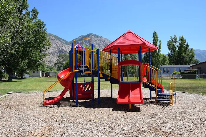 Viking Villa Manufactured Home Community Picture 7