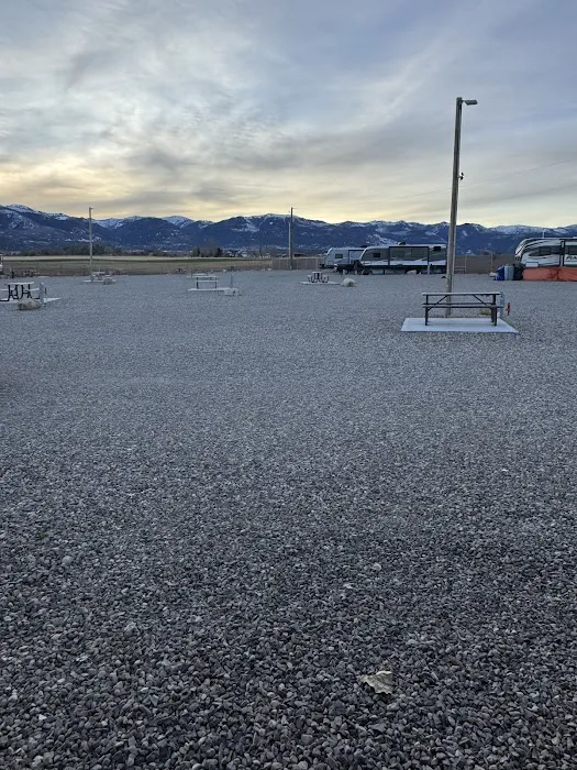 Skyline Trails RV Park Picture 3