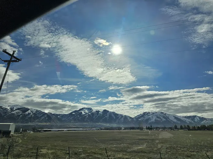 Traveland RV Park Picture 6