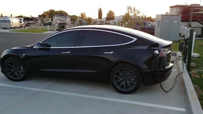 Aspen Grove Rv Park Picture 9