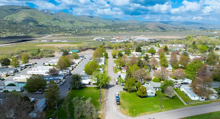 Elk Village Mobile Home Community Picture 2