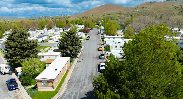 Elk Village Mobile Home Community Picture 3