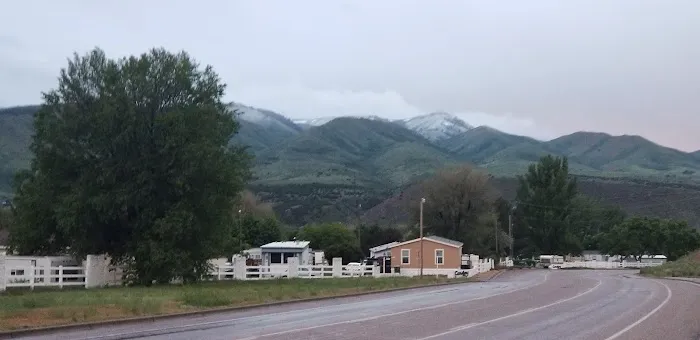 Cowboy RV & Mobile Home Park Picture 5