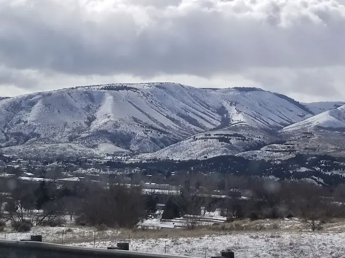 Cowboy RV & Mobile Home Park Picture 6