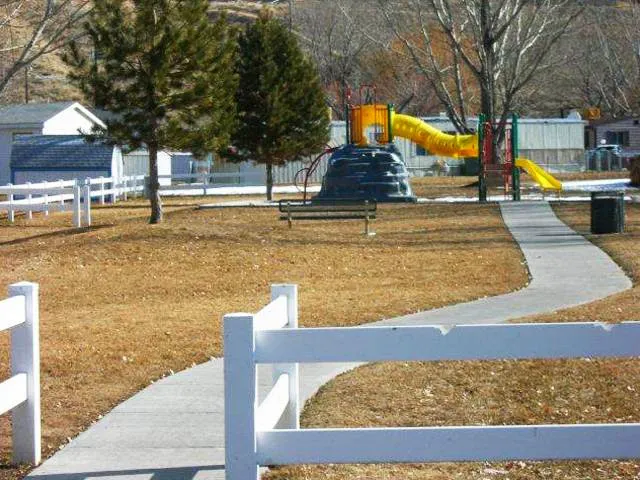 Belaire Estates Mobile Home Park Picture 8