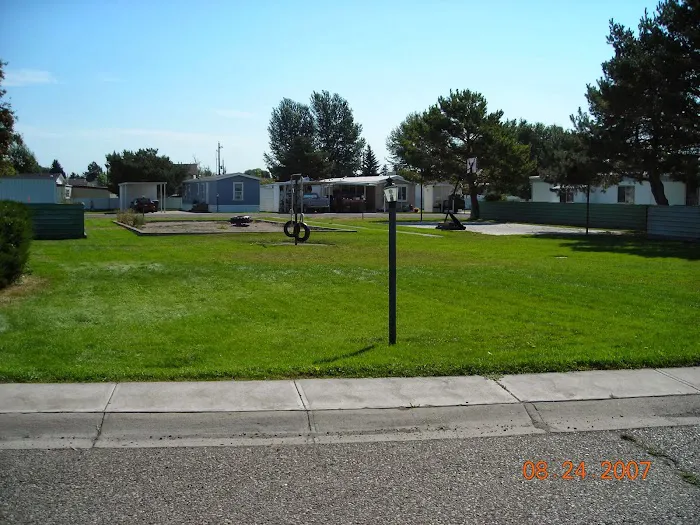 Parkside Manufactured Home Estates Picture 1