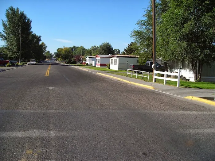 Parkside Manufactured Home Estates Picture 5