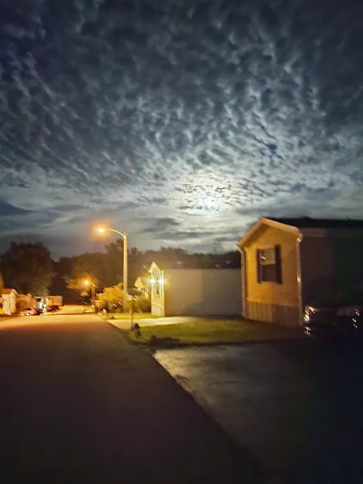 LaGrange Mobile Home Park Picture 3