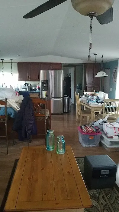 LaGrange Mobile Home Park Picture 4