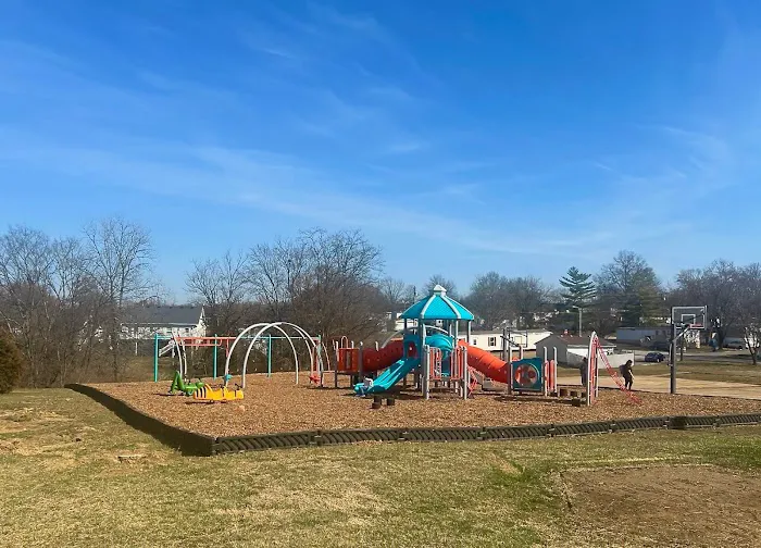 Copperstone Pointe Mobile Home Park Picture 9