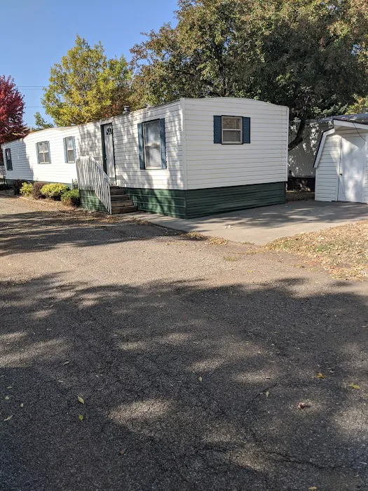 Civic Mobile Home Park Picture 10