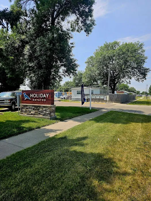 Holiday Estates Mobile Home Community Picture 3