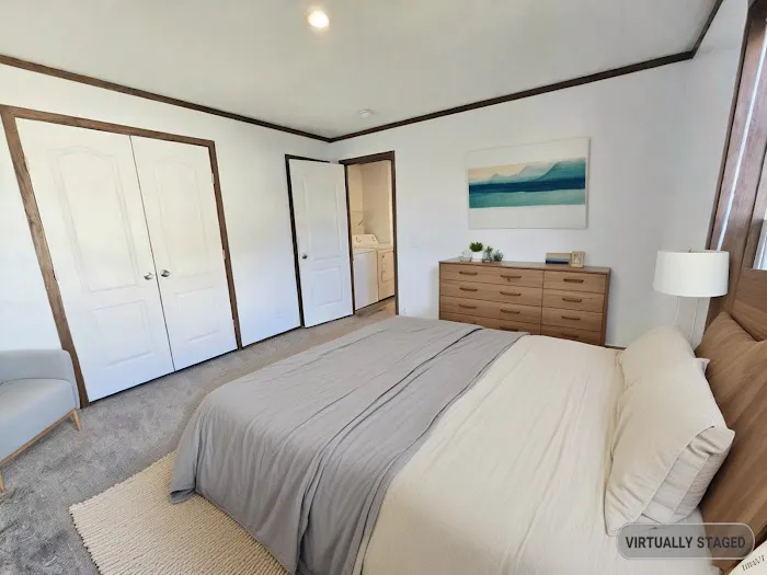 Holiday Estates Mobile Home Community Picture 1