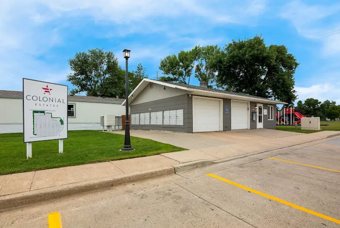 Colonial Estates Picture 2