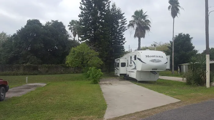 Brownsville Court RV Park LLC Picture 2