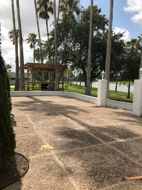 Palm Resaca Mobile Home Park, Inc. Picture 6