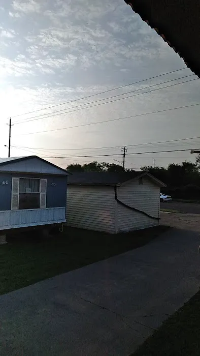 Gulf Trailer Park Picture 7