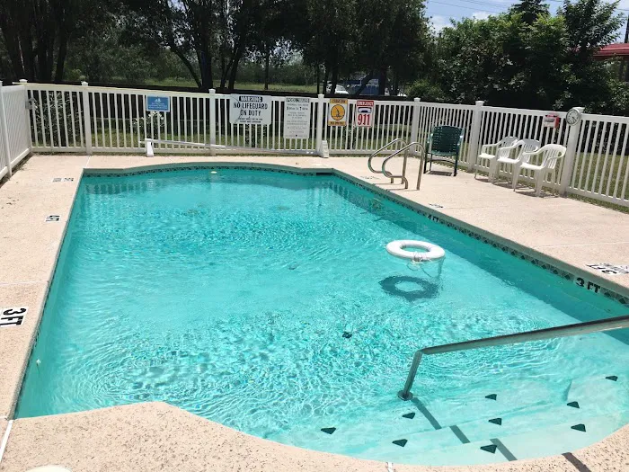 Gulf Breeze Manufactured Home Community Picture 10