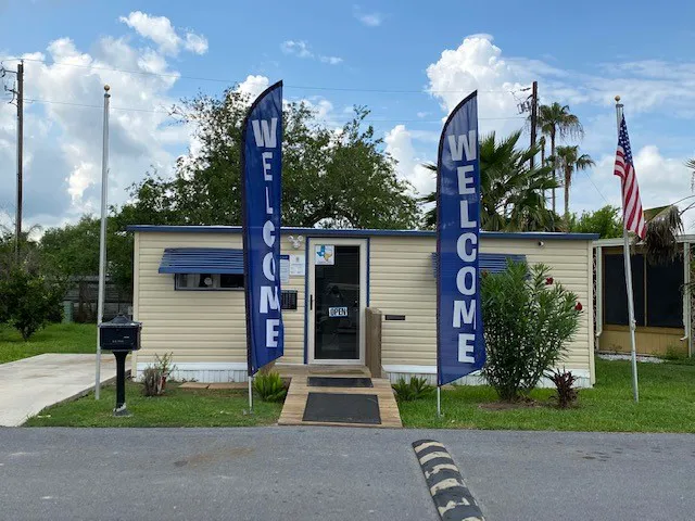 Gulf Breeze Manufactured Home Community Picture 5