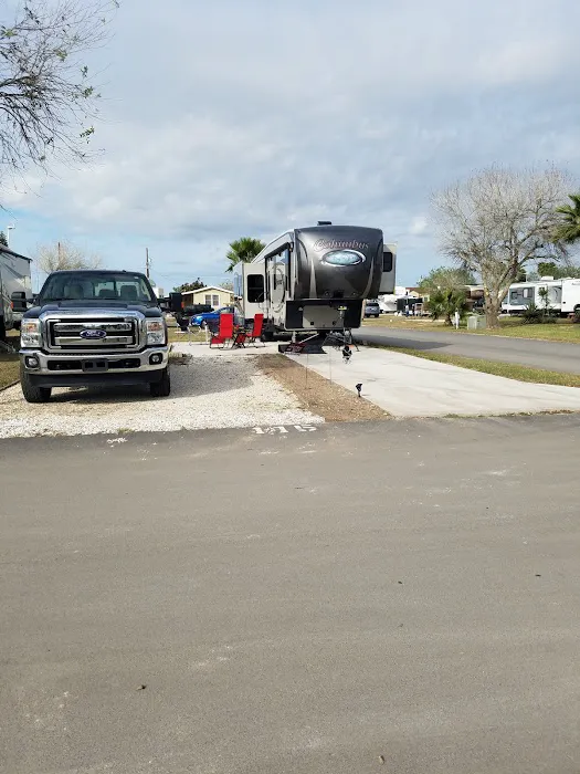 Palmdale RV Resort Picture 7