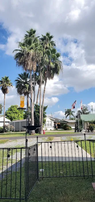 Sunset Palms RV & Mobile Home Park Picture 3