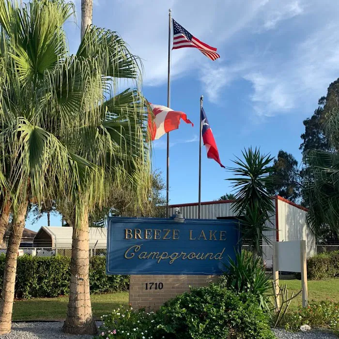 Breeze Lake Mobile Home and RV Campground Picture 7