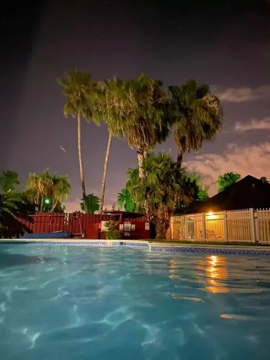 Breeze Lake Mobile Home and RV Campground Picture 2