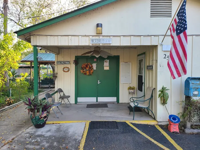 Tropical Trail Mobile Home-Rv Picture 4