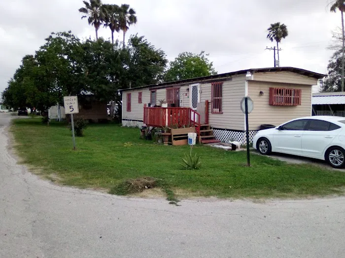 Williams Road Mobile Home Park Picture 4