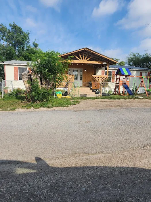 Tropics Mobile Home Community Picture 2