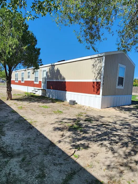 Tropics Mobile Home Community Picture 10