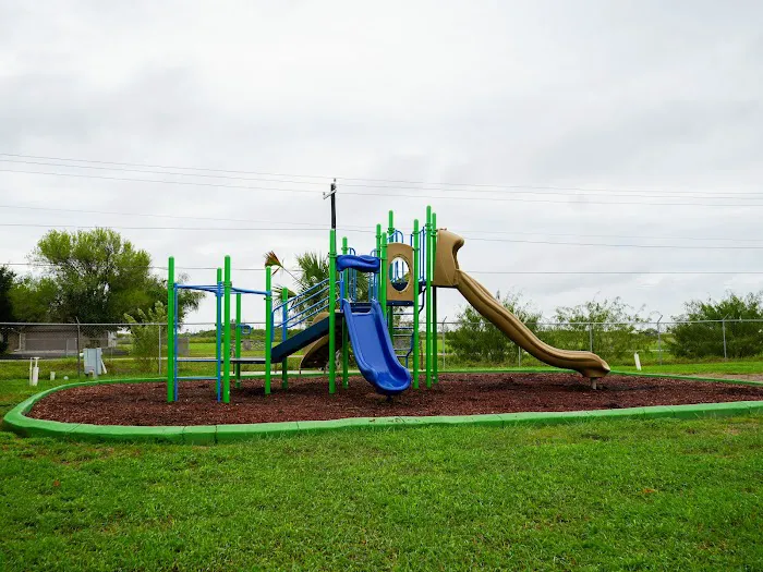 First Colony Picture 6