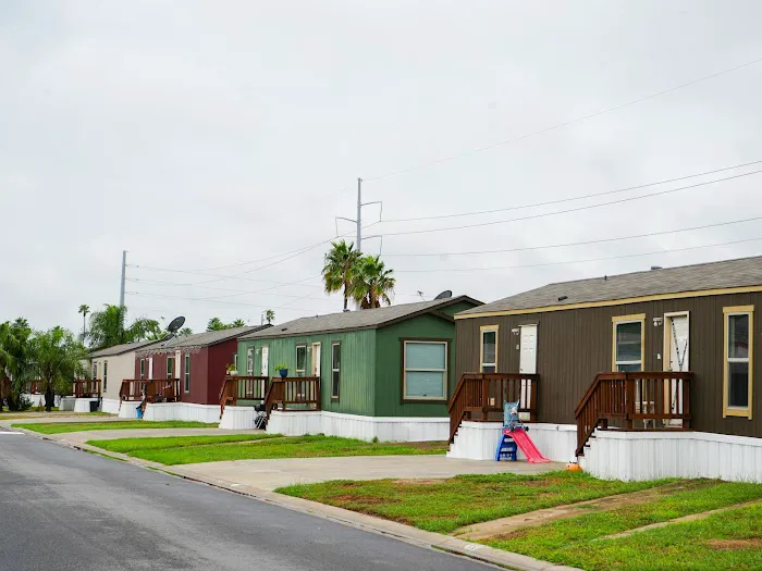 First Colony Picture 3