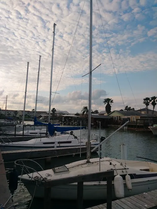 Tarpon RV Park & Marina Picture 1