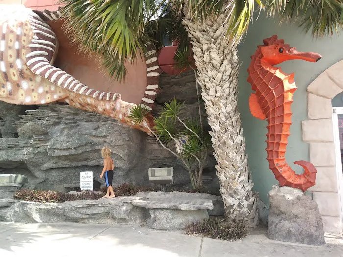 Sandpiper Trailer Park Picture 8