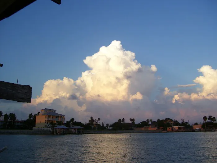 Pelican Point Marina Picture 4