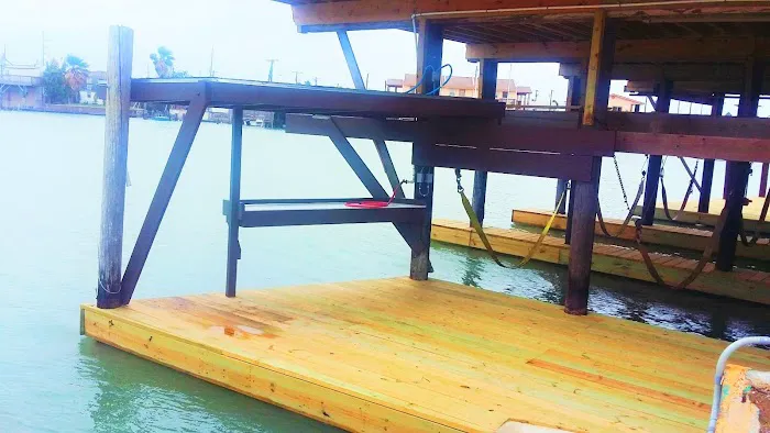 Pelican Point Marina Picture 3