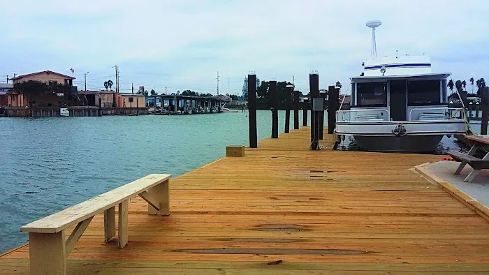 Pelican Point Marina Picture 2