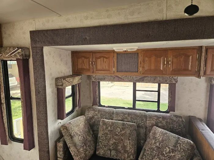 Rose Garden Mobile Estate Picture 4