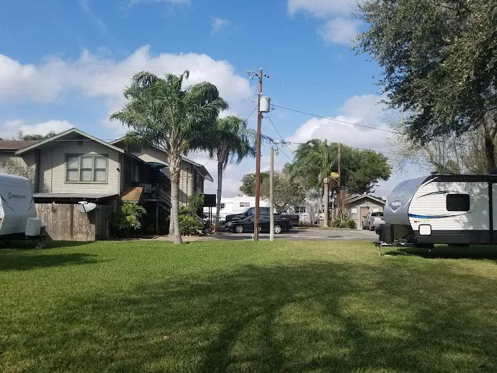 Sunchasers RV Park Picture 1