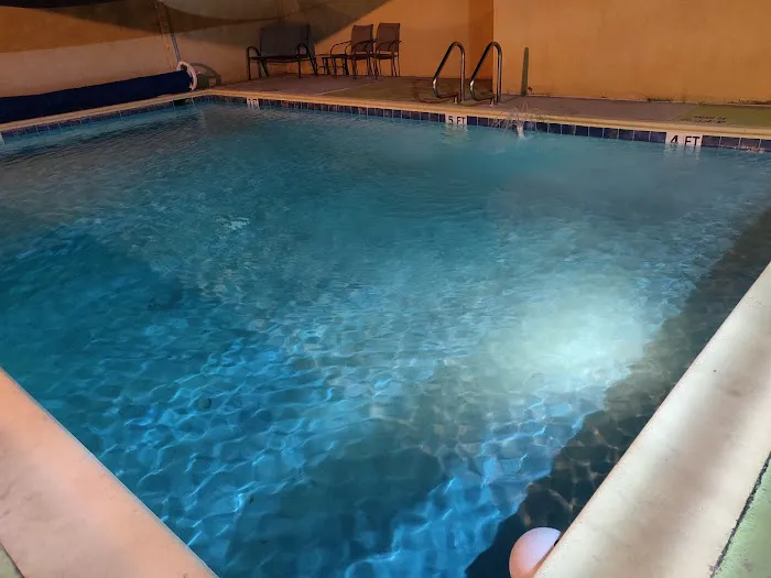 La Mirada Country Estates (Family Mobile Home and RV Park) Picture 6