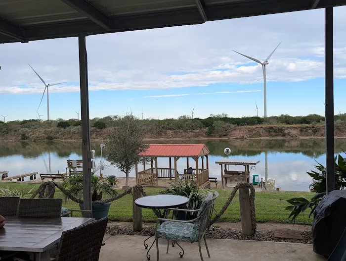 Diving Dolphins Rv Park Picture 7