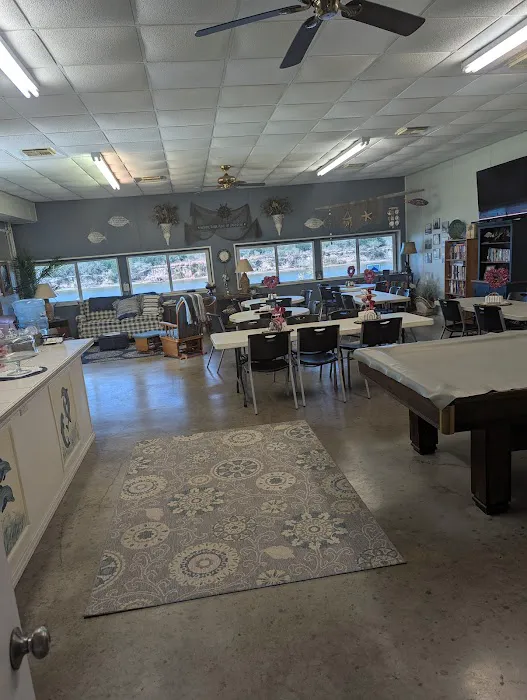 Diving Dolphins Rv Park Picture 8